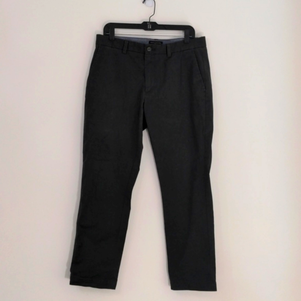 Banana Republic 33x30 Aiden chino pant
